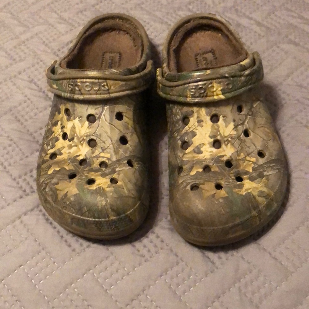 Men’s Camo Lined Crocs